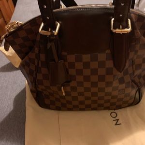 Lovely Gorgeous Authentic Louis Vuitton